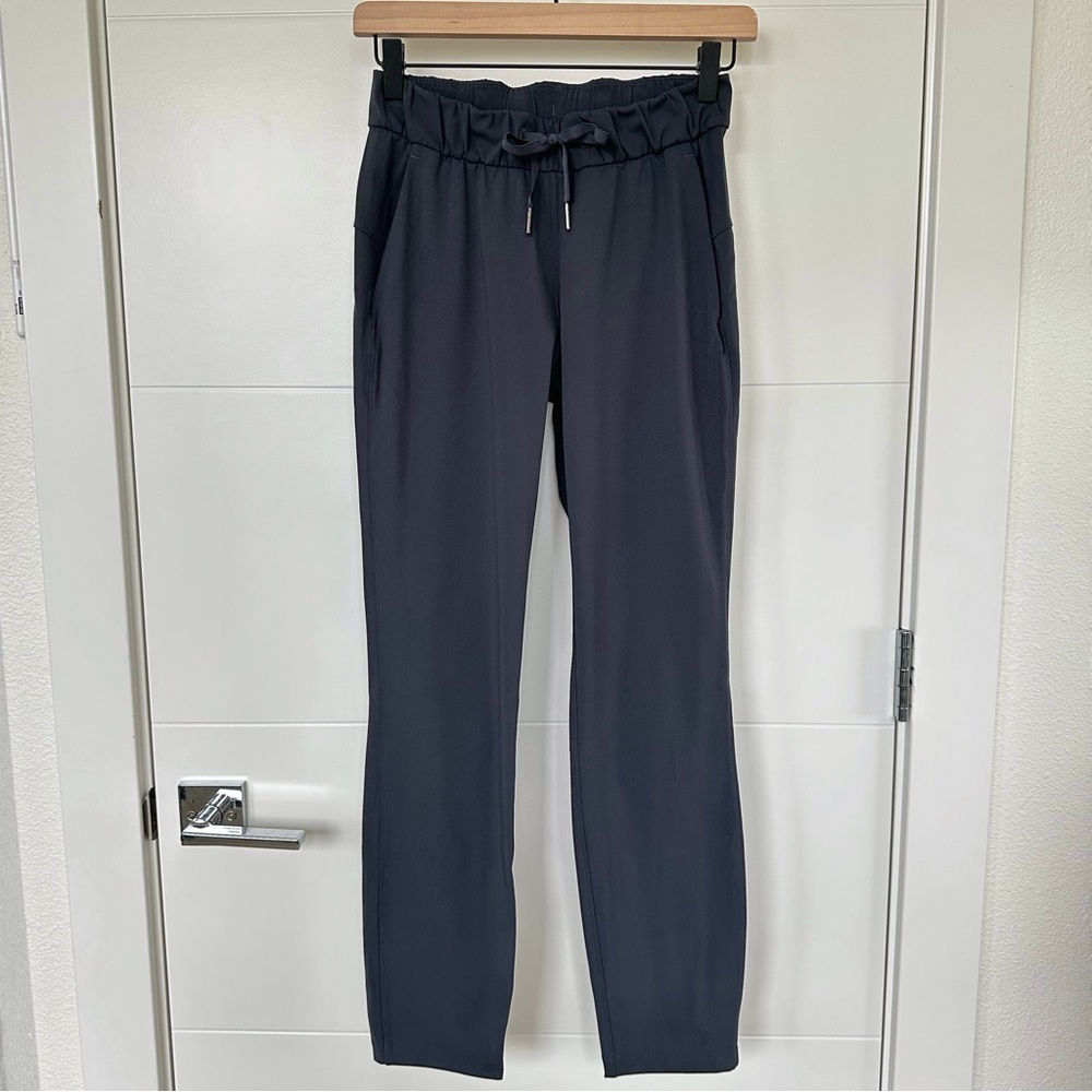 Lululemon On The Fly Pant 7/8 28” Melanite Size 2